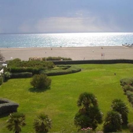 Appartement Vue Mer 212 Canet-en-Roussillon Buitenkant foto
